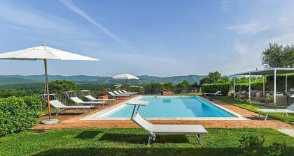 Villa Saffo: A charming three-story villa surrounded by meadows and by green hills, with Free WI-FI.