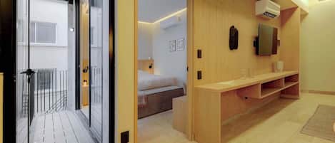 1 Schlafzimmer, Schreibtisch, Bügeleisen/Bügelbrett, Reisekinderbett