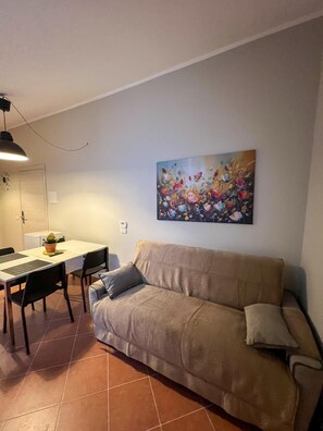 43-Zoll-Fernseher mit Satellitenempfang