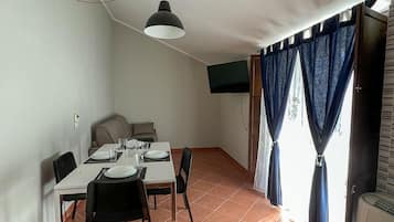 43-inch TV with satellite channels