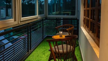 Basic Double Room | Soundproofing, free WiFi