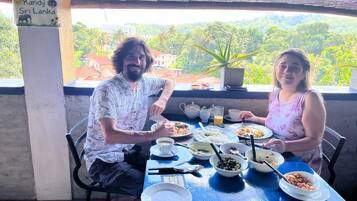 Colazione all'inglese inclusa, servita tutte le mattine