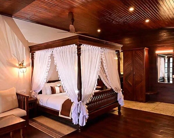 Luxury Double Room | Free WiFi