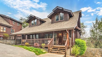 Mặt tiền nơi lưu trú