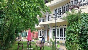 Mặt tiền nơi lưu trú
