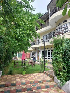 Bagian depan properti