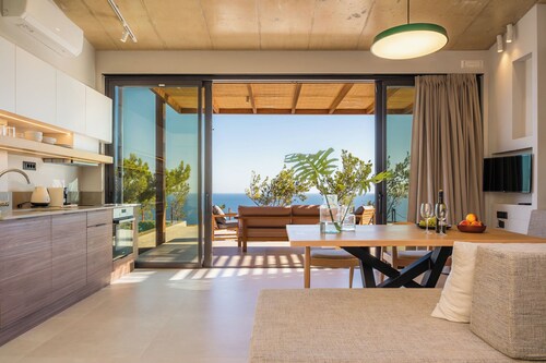 Bask in the Sun & Sea Views, Your Dream Escape!