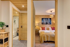 3 bedrooms, WiFi, bed sheets