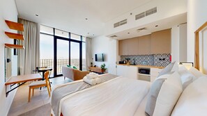 Desk, laptop workspace, iron/ironing board, free WiFi - The Community (Dubai)