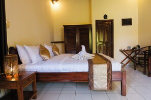 Deluxe Double Room, Patio, Garden View | Free WiFi - New Starlight Hotel & Resort (Buleleng)