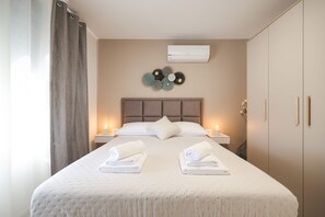 3 bedrooms, free cots/infant beds, bed sheets - Villa Mindula (Sukosan)