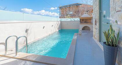 Villa Nuelle! 15 minutes driving till sandy beach! Greek village stylish villa!