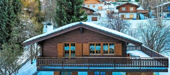 Beautiful private villa for 6 people with WIFI, TV, terrace, pets allowed and parking