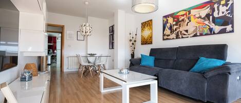 智能電視、書籍、音響