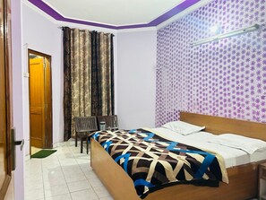 Phòng đôi Deluxe, quang cảnh thành phố | Truy cập Internet không dây miễn phí, bộ trải giường