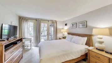 1 bedroom, desk, iron/ironing board, free WiFi