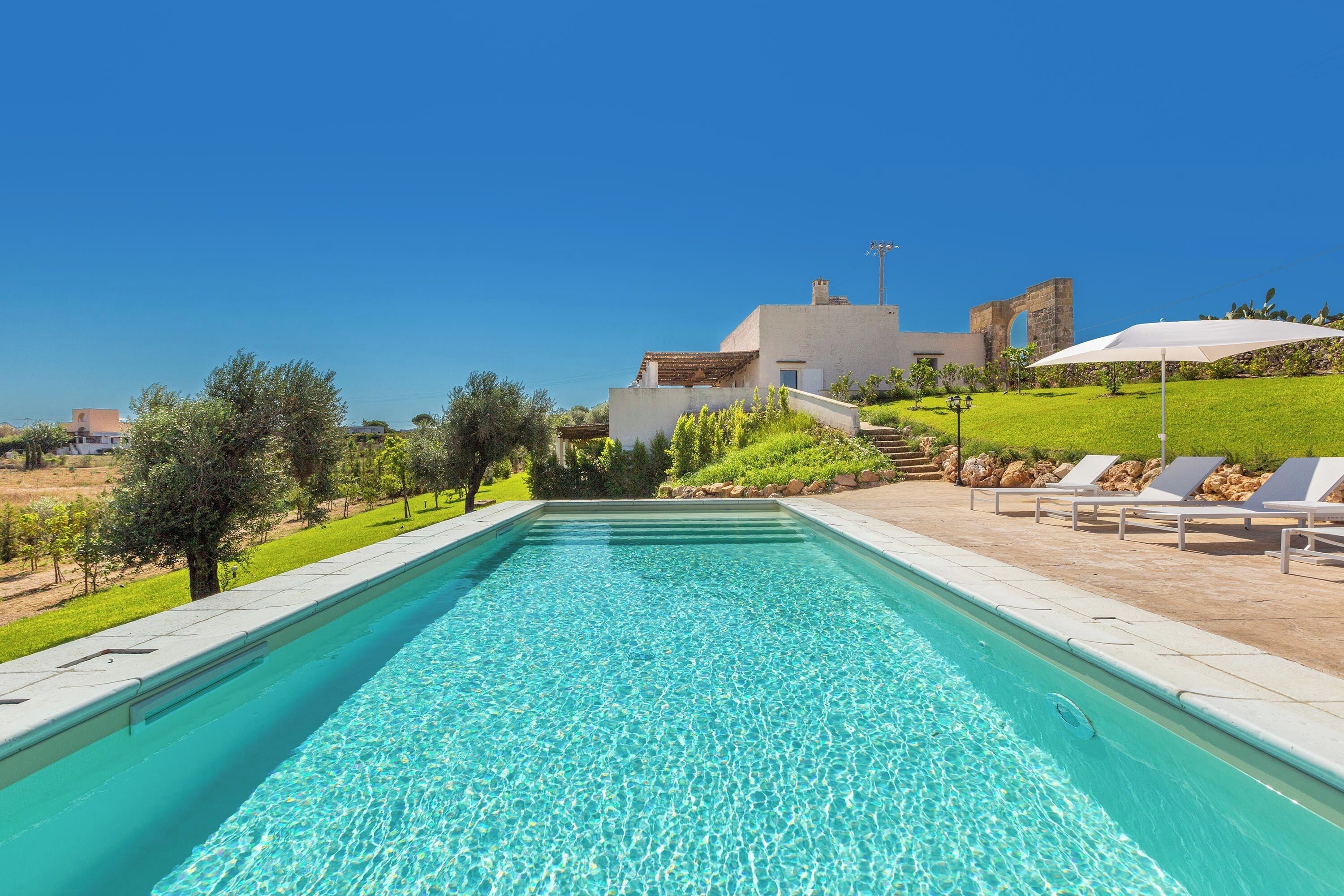 Seasonal outdoor pool