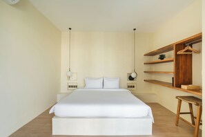 Deluxe Villa, Balcony, Pool View | 2 bedrooms, premium bedding, in-room safe, laptop workspace