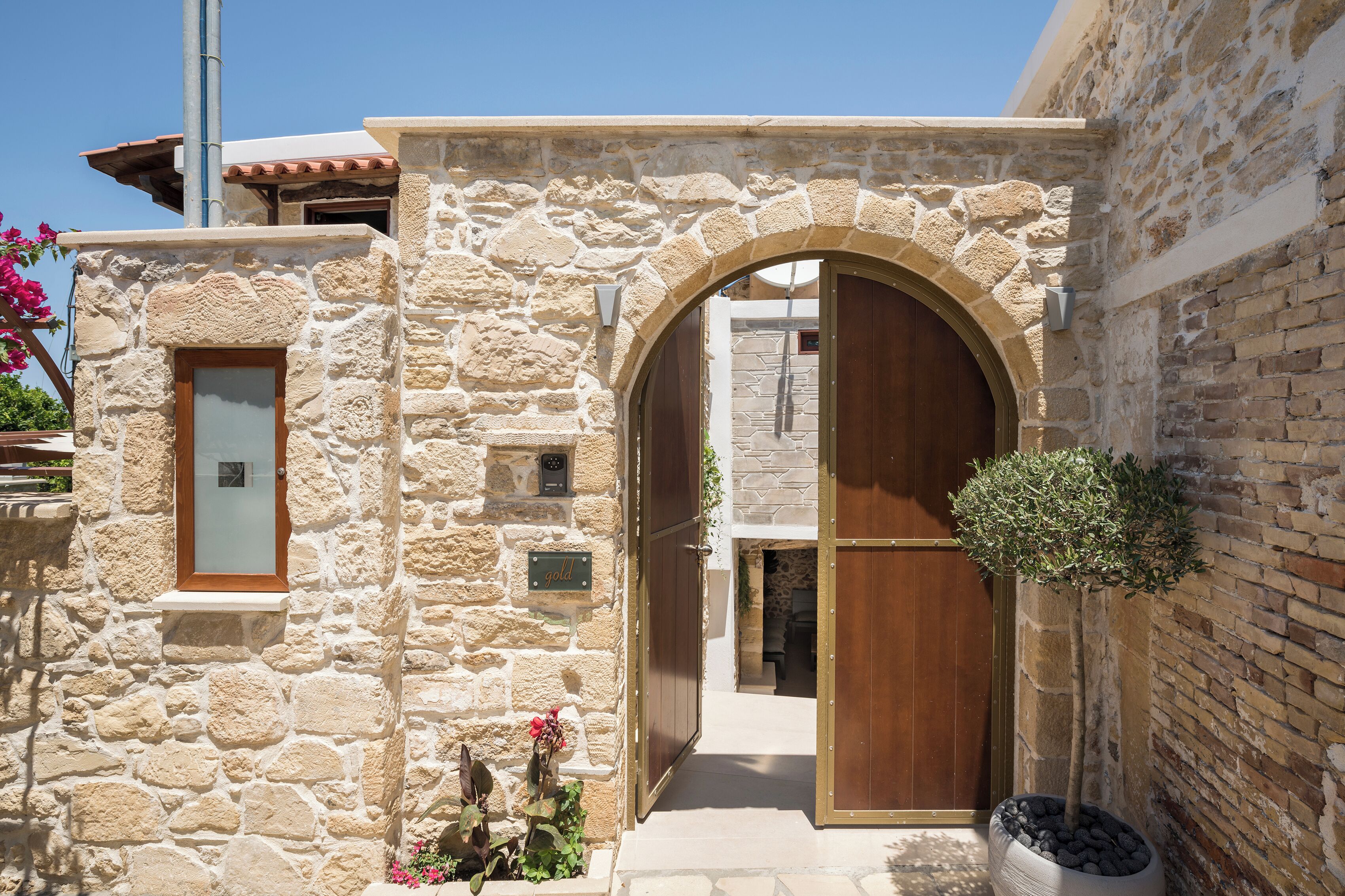 Ingresso della struttura