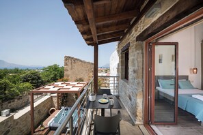 Deluxe-Villa, 1 Queen-Bett und Schlafsofa, Küche, Gartenblick | Blick vom Balkon