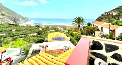 Rural house with terrace incredible sea views