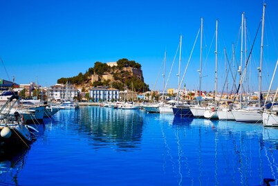 Llam Ntol in Oliva With 3 Bedrooms and 1 Bathrooms