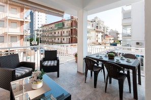 4 bedrooms
