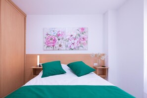 2 bedrooms, free WiFi, bed sheets