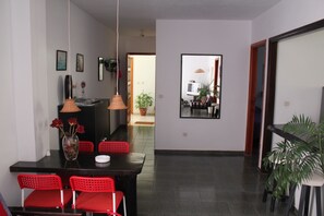 تناول الطعام