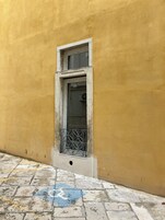 Fachada de la propiedad