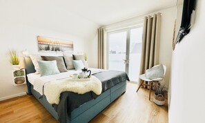 2 bedrooms, iron/ironing board, travel crib, free WiFi - Surfbude - infrared sauna, fireplace, washing machine, balcony, private parking, 3 TVs (Olpenitz)