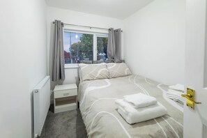 3 habitaciones, wifi gratis y ropa de cama 