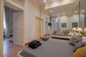 1 chambre, fer et planche à repasser, Wi-Fi, draps fournis