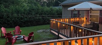 Maple Cottage at Miller Lake: Your Serene Nature Escape