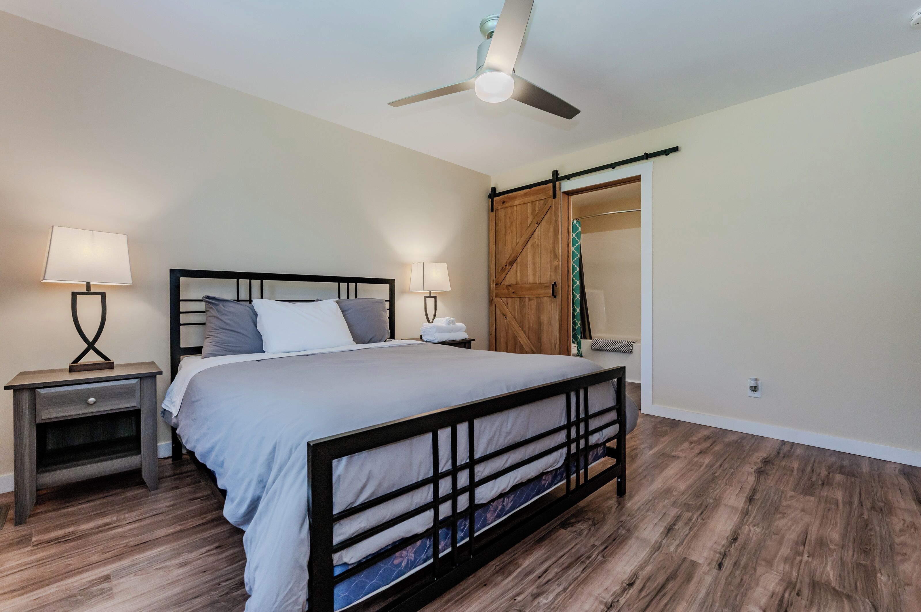 3 bedrooms, free WiFi, bed sheets