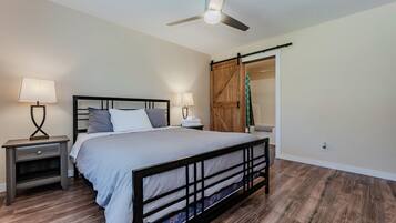 3 bedrooms, free WiFi, bed sheets
