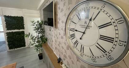 Xtra 1 Bedroom Apartment in London with Wi-Fi