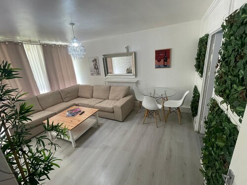 Xtra 1 Bedroom Apartment in London with Wi-Fi