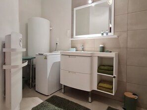 Towels - Single-storey cottage in Champenoux with private parking (Champenoux)