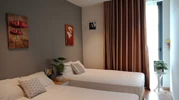 2 bedrooms, iron/ironing board, WiFi, bed sheets