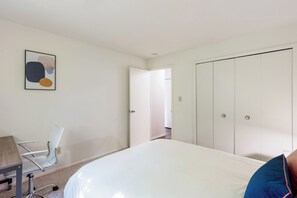 1 chambre, bureau, fer et planche Ă repasser, Wi-Fi gratuit