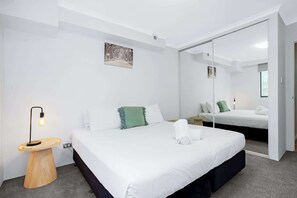 2 bedrooms, iron/ironing board, WiFi, bed sheets
