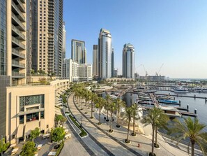Marina - FIRST CLASS | 1BR | Urban Chic Oasis (Creek Harbour)