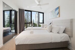 2 chambres, fer et planche à repasser, Wi-Fi, draps fournis