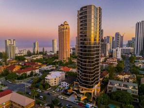 Exterior - 『CASSA ENC0RE』- Lux | Prime 2-BR (Broadbeach)