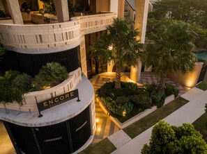 Exterior - 『CASSA ENC0RE』- Lux | Prime 2-BR (Broadbeach)