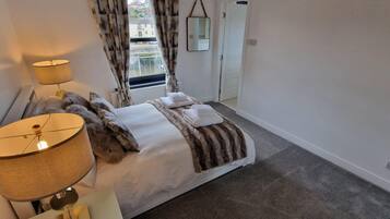 Apartment | 2 bedrooms, free WiFi, bed sheets