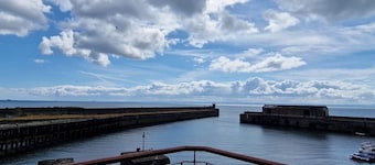 Seaside Escape in Kirkcaldy
