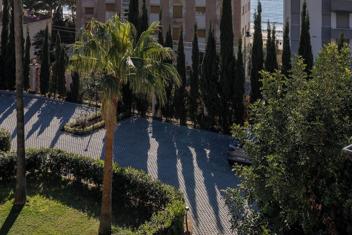 Studio – deluxe, balkong, delvis sjøutsikt | Utsikt fra rommet