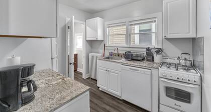 Pitcher's Paradise Apt 2 All Star Baseball Rentals